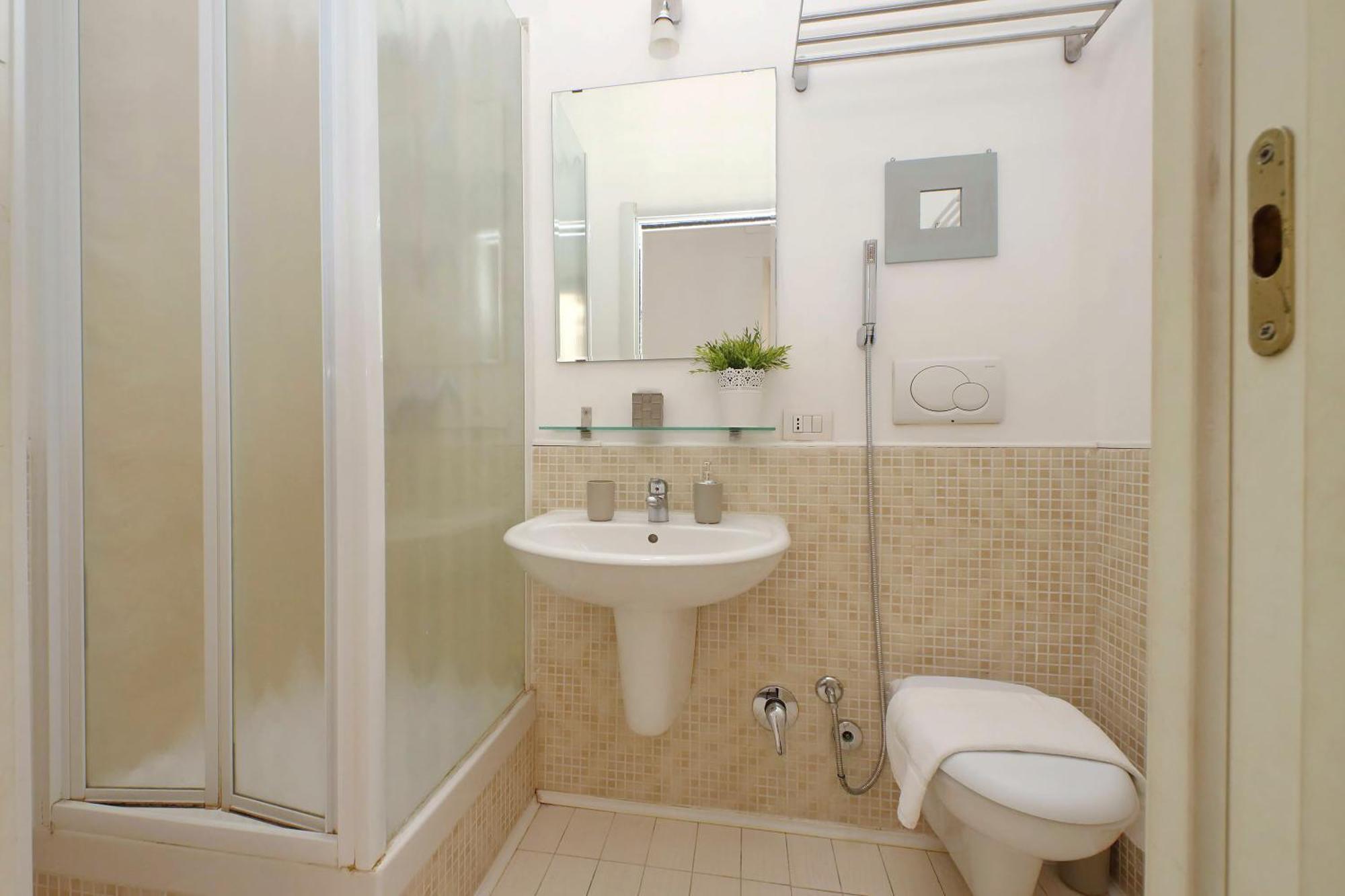 Opera Inn Suites - Rooms And Apartments Roma Exterior foto